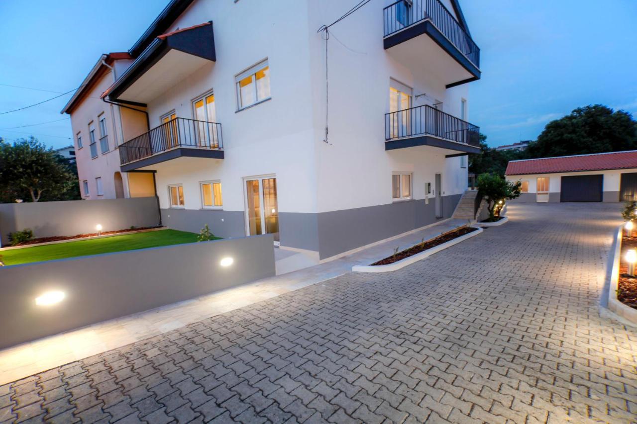 Modern Apartment With Garden Fátima Eksteriør bilde