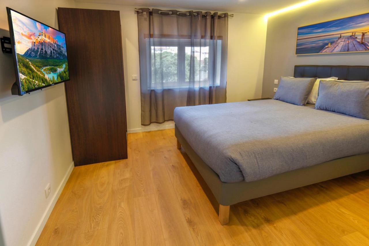 Modern Apartment With Garden Fátima Eksteriør bilde